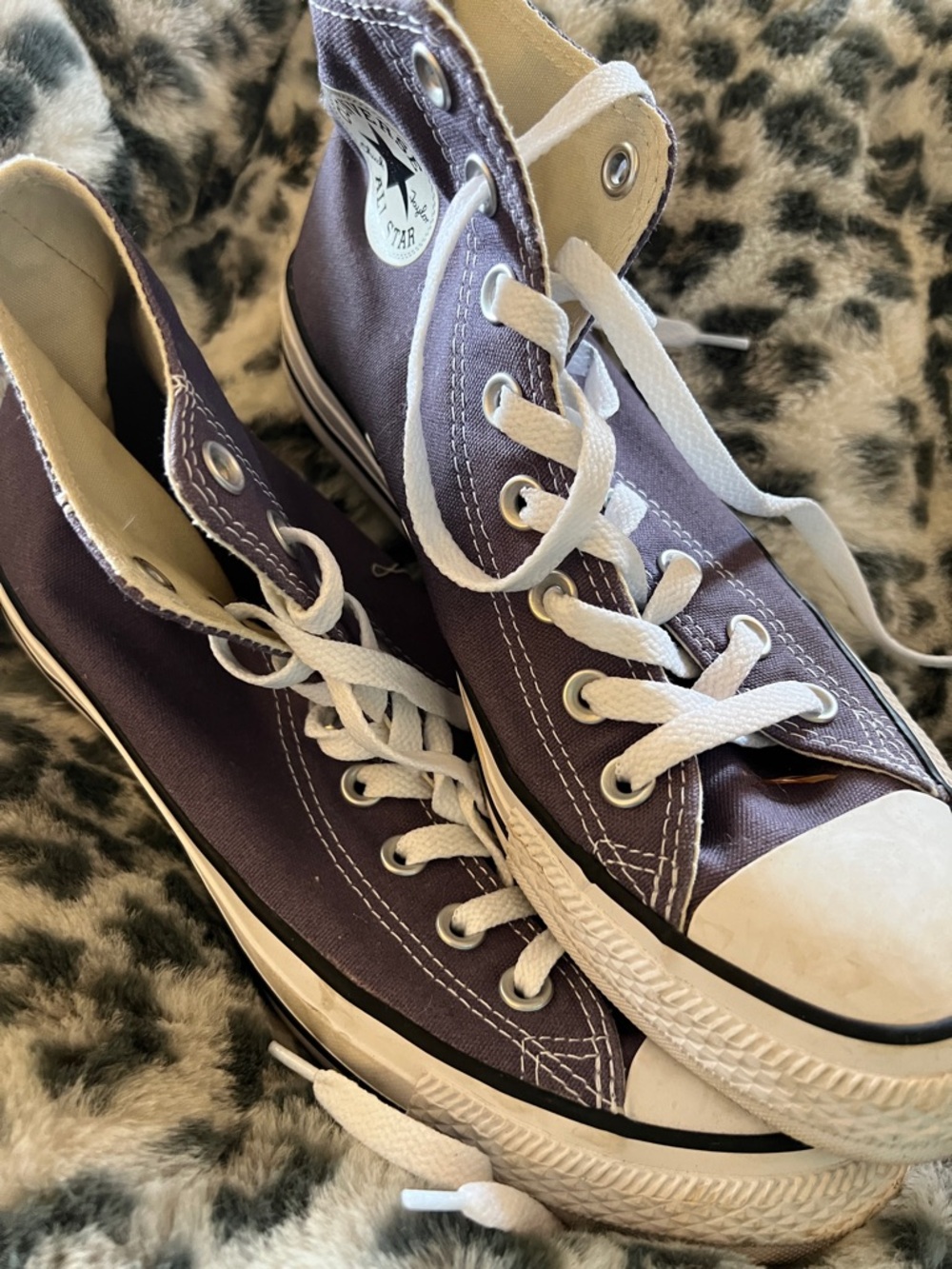 Converse High Top Sneakers - Blue women’s 9.5 Men’s 7.5